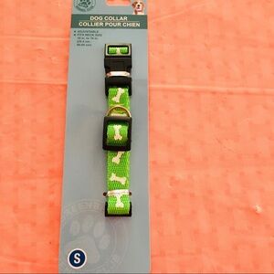 NWT DOG COLLAR IN GREEN WITH BONES! GREAT FOR WALKS!